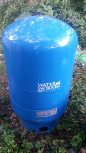 86 Gallon Bladder Well Tank - Well Worker - 2 Months Old