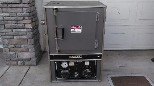 BLUE M (MODEL #: POM-146C-1) LABORATORY CONVECTION OVEN