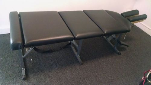 Tony T2000 Portable Chiropractic Table with drops