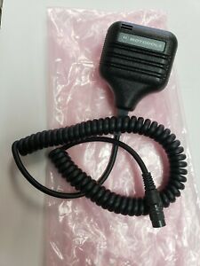 Motorola HMN9083D Two-Way Radio Speaker Microphone, coiled cord for P50 radios
