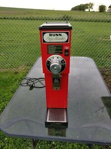 Commercial Coffee Grinder - Red Bunn G3 HD w/ 3 lb Hopper Capacity