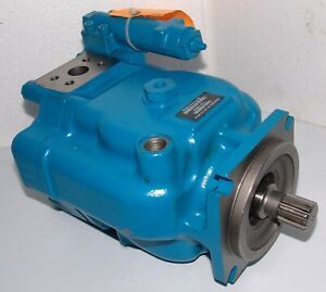 Hydraulic pump PVH74QIC RF unused