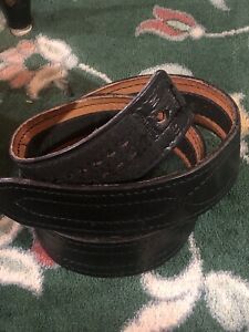Safariland Police Security Duty Belt Sz. Medium Hi Gloss Buckles 2 1/2&#034;