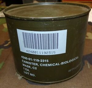 US Army Issue NBC C2 M40 &amp; M40A1 Gas Mask Filter Sealed in Metal Tin NOS