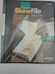 Cardinal ShowFile Display Book w/24 Custom Cover Pockets  8.5 x 11 In - Holds 48