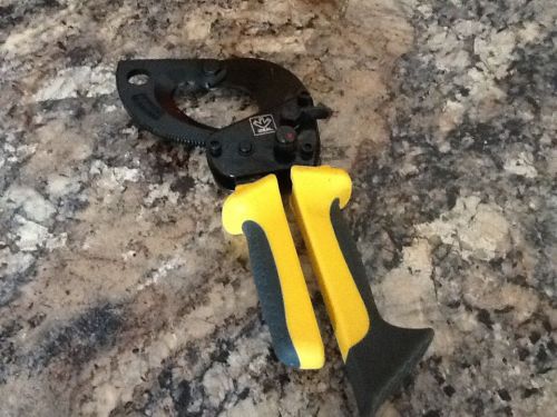 Ideal bigfoot  ratcheting cable cutter 35-053 for sale