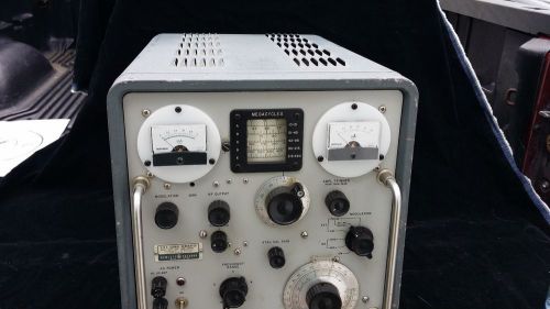HP 608E AN/USM-44B SIGNAL GENERATOR W/ SHIPPING CASE
