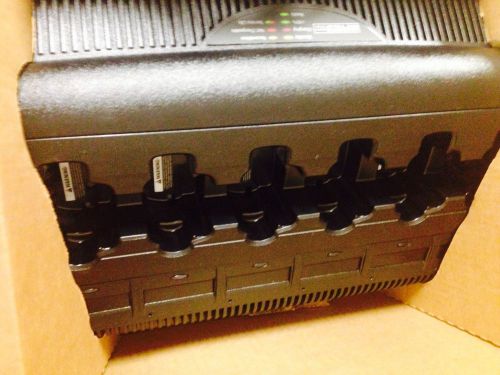 Motorola nntn7065b apx mutil unit charger for sale