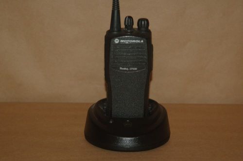 Motorola cp200 uhf two-way radio (aah50rdc9aa1an) for sale
