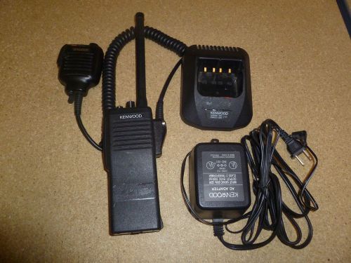 Working Kenwood TK-190 TK-190-2 30-50 MHz Low Band Two Way Radio with Charger c
