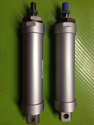 2 NEW PNEUMATIC CYLINDERS 1.5 INCH BORE 4 INCH STROKE