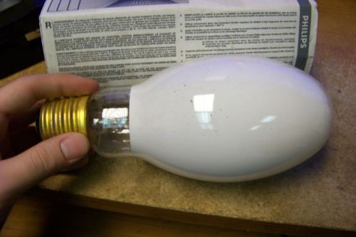 NEW Philips MH175/C/U 175 Watt Coated M57/E Mogul Base ED28 Metal Halide Bulb