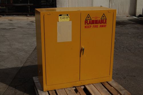 Xlt~justrite 30-gallon manual door safety storage cabinet flammable liquid~guar! for sale