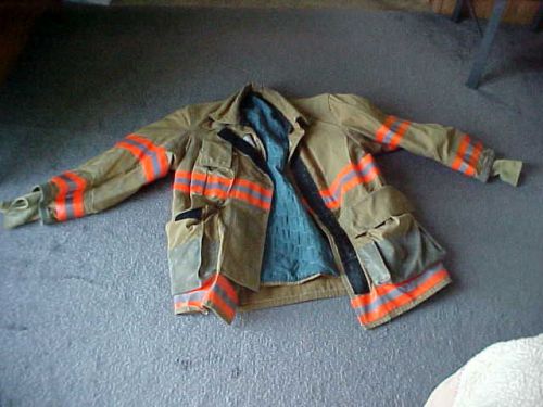 GLOBE Firefighter Turnout Gear Coat Fireman Fire Department