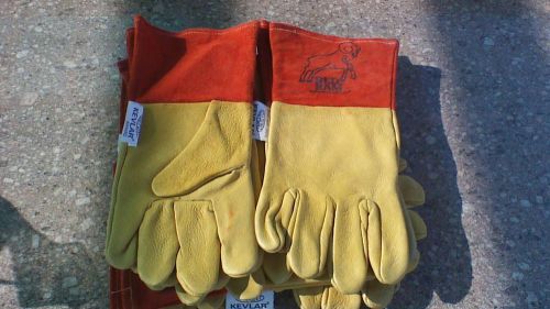 Memphis Red ram sewn with kevlar. Leather gloves (7 pairs) New!