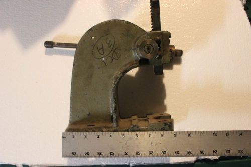 Famco model 0 arbor press  1/2  ton for bench tops  euc for sale