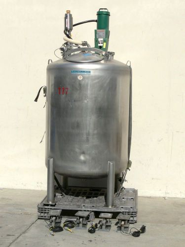 Mueller 1100 liter stainless steel tank w/ mixer, load points &amp; tri-clover valve for sale