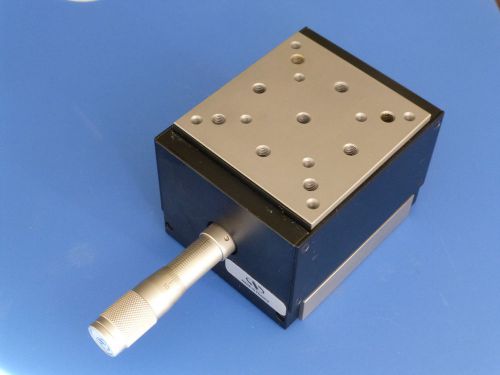 Newport m-mvn80 vertical translation stage / lab jack with bm17.25 micrometer for sale