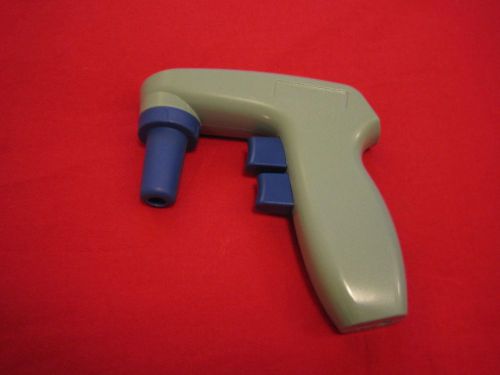 VWR International Portable Pipet-Aid with Charger