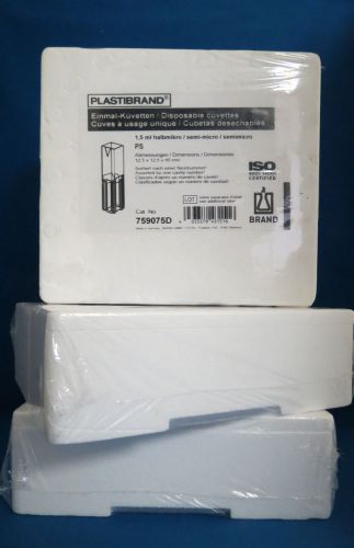 Plastibrand Disposable Cuvettes Semi-micro1.5mL-3.0mL  # 759075D Qty 300