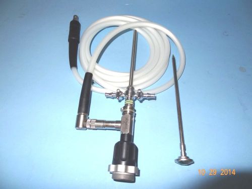 STRYKER 30deg. 4mm 504 427 -030 ARTHROSCOPE with Sheath set &amp; light cable