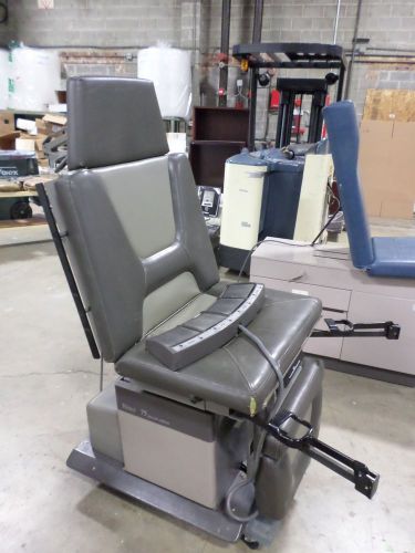 Midmark Ritter 75 Special Edition Power Exam Chair