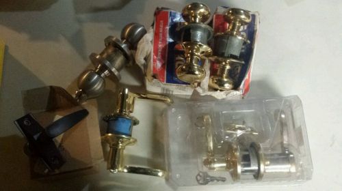 Lot with 2 Schlage F10 PLY 605 Knob Set in POLISHED BRASS Plus assorted hardware