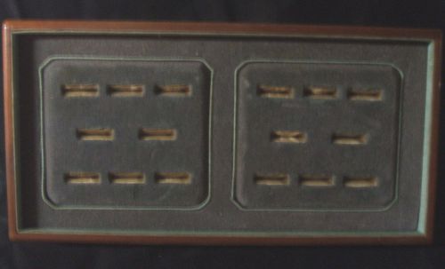 JEWELERS RING DISPLAY CASE HOLDS 16 RINGS   WOOD FRAME  VELOUR INSERTS