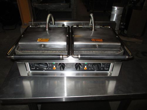 HOBART HCG-2 CONVENIENCE PANINI GRILL COMMERCIAL DELI GROCERY