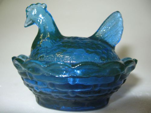 Blue Vaseline glass salt celt hen / chicken on nest basket dish rooster uranium