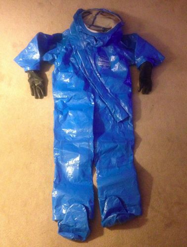 New - dupont tychem hazmat encapsulated chemical protection suit w/carrying bag for sale