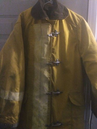 Bodyguard Firefighters safety suit and boots