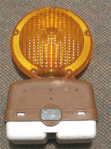 Empco Model X410A Barricade Light, Bob&#039;s Barricades, Arizona. 2-Way 6v Flasher