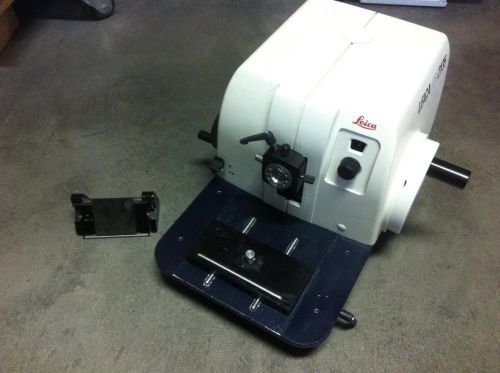 UNTESTED LEICA RM 2135 MANUAL ROTARY MICROTOME SOLD AS IS