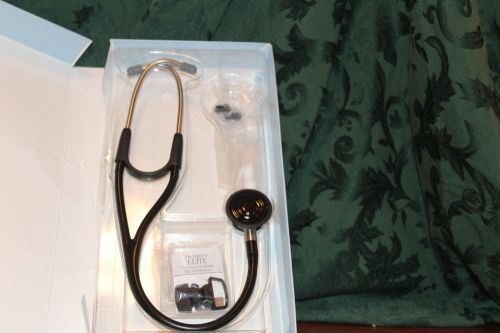 Welch Allyn 5079-122 Harvey Elite Stethoscope 22&#034; Black Tube New Open Box