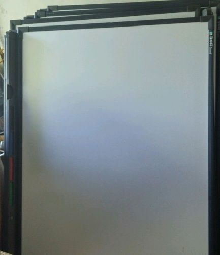 Lot of 8 Smart Technologies SMARTBoard 660 WhiteBoard SB660 &amp; SB580 with stands.