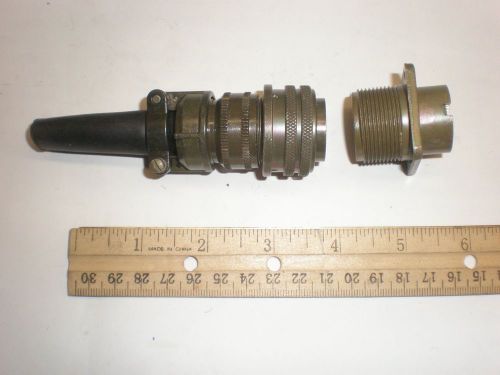 NEW - MS3106A 18-4S (SR) with Bushing and MS3102A 18-4P - 4 Pin Mating Pair