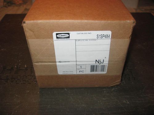 New in Box Hubbell System 1 Poke Through Sub Plate Prewired Receptacles  S1SP4X4