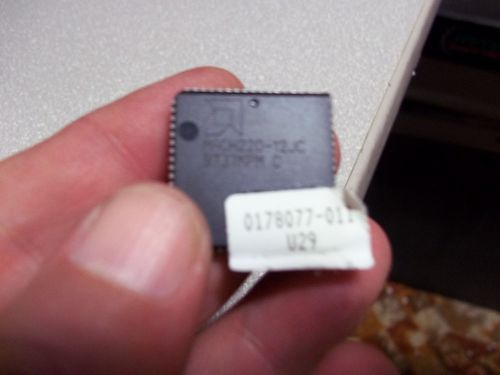 MACH220-12JC/ 9737MPM C / AMD Integrated Circuit (ELEVEN chips)