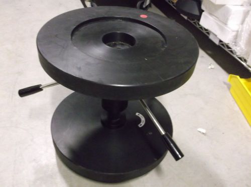 Adjustable Height Rotating Table/Stool - 15&#034; Diameter circular top aluminum