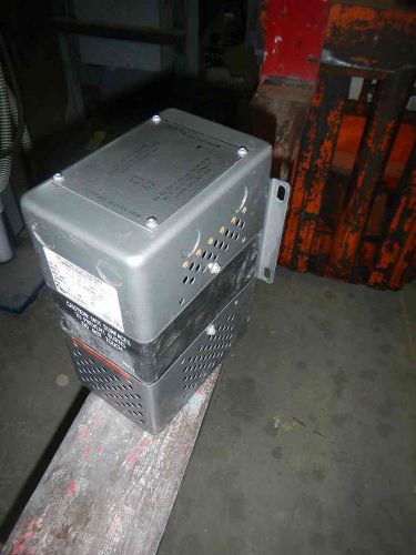 Sola Harmonic Neutralized Constant Voltage Transformer 23-23-125 120 v output