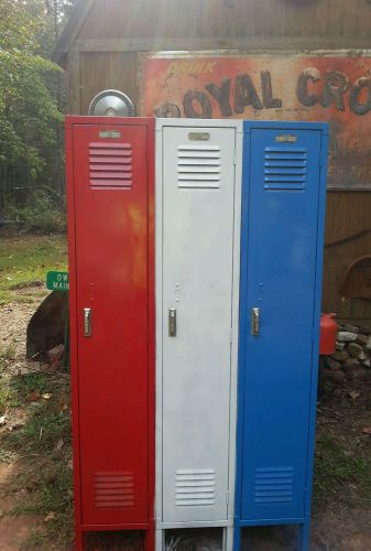 Vtg 3-door industrial metal school gym storage employee locker lockers cabinet for sale