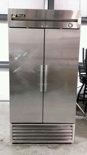 Used true t-35 2 door commercial refrigerator for sale