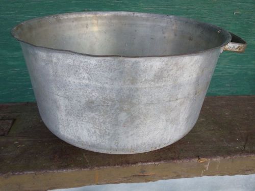 Milk Strainer Galvanized Steel Dairy Funnel with Lid In VERY Good Condtion