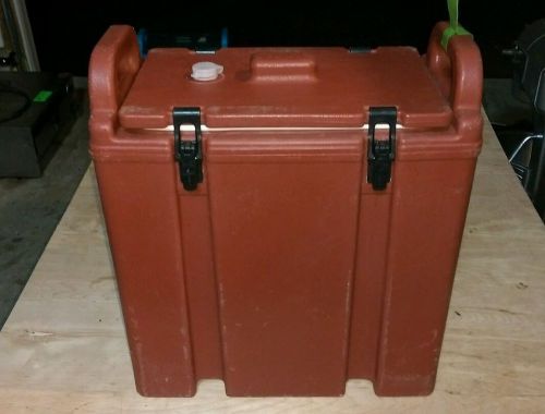 Cambro Insulated Soup Carrier Model# 350LCD Our#6