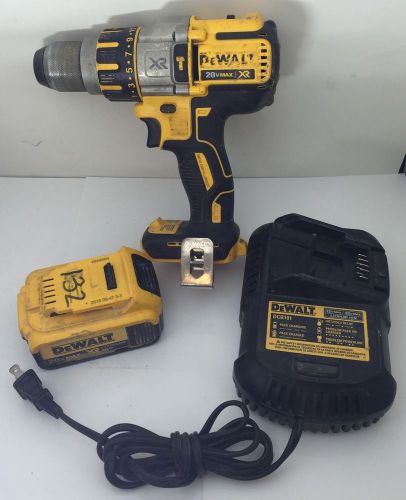 Dewalt dcd995 20v max li-ion 1/2&#034; cordless hammer drill, battery &amp; charger for sale
