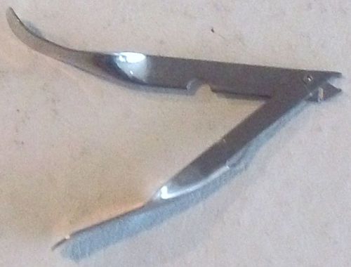 Vintage Collectible Surgical Skin Staple Remover, No Maker Mark