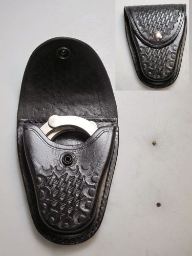 B70w cs g&amp;g chromed snap police teardrop basketweave black leather handcuff case for sale