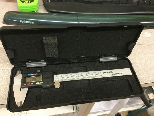 WHITWORTH DIGITAL CALIPER 6&#034; STAINLESS HARDENED 0-150MM WITH CASE