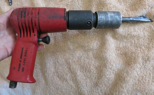 Pneumatic Air Hammer / Chisel. 90 P.S.I.